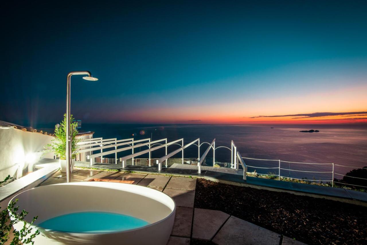 Villa La Tagliata Spectacular Jacuzzi Tub Amazing View And Private Parking Garage Позитано Екстериор снимка